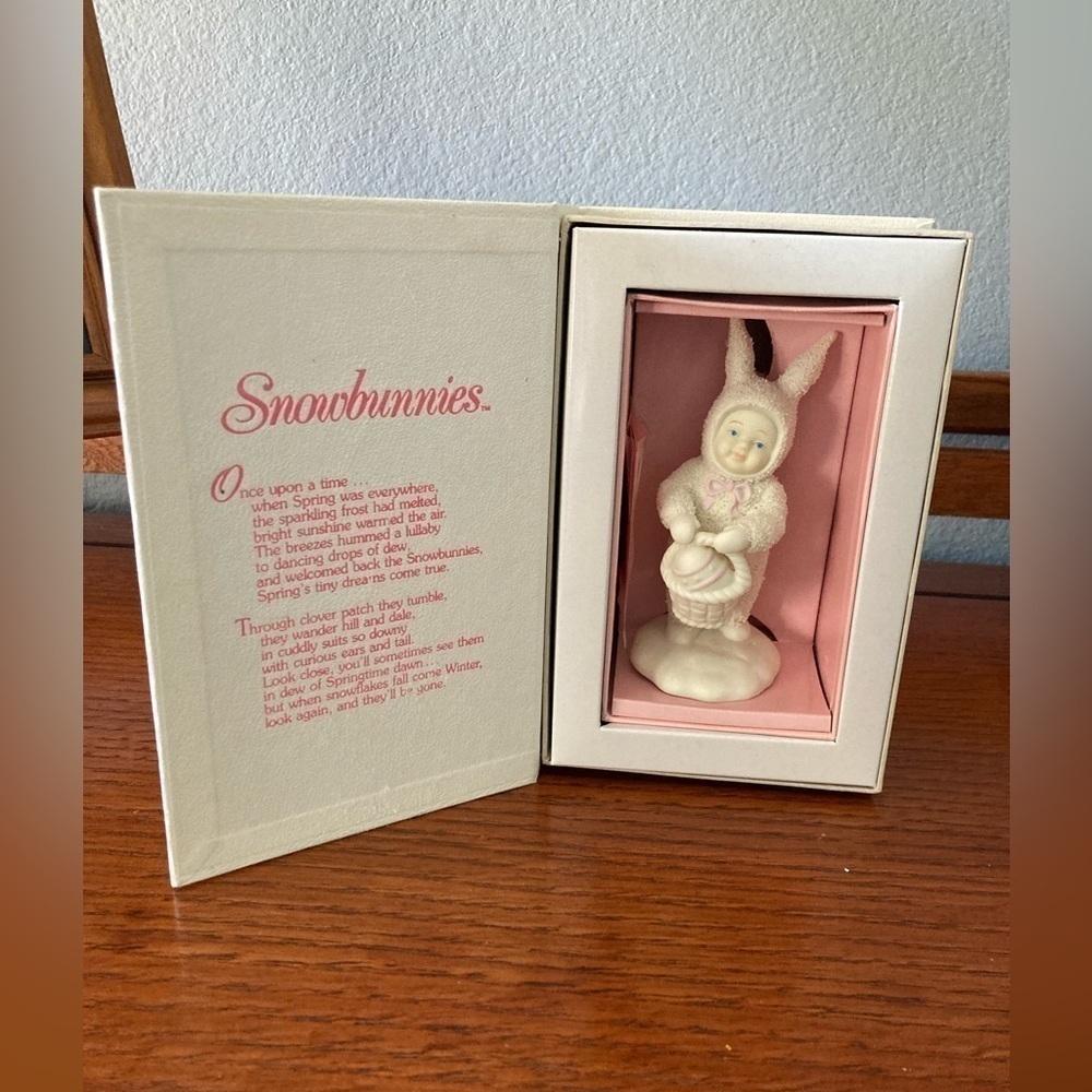 Dept 56 Snowbunnies “I’ll Love You Forever Springtime Stories